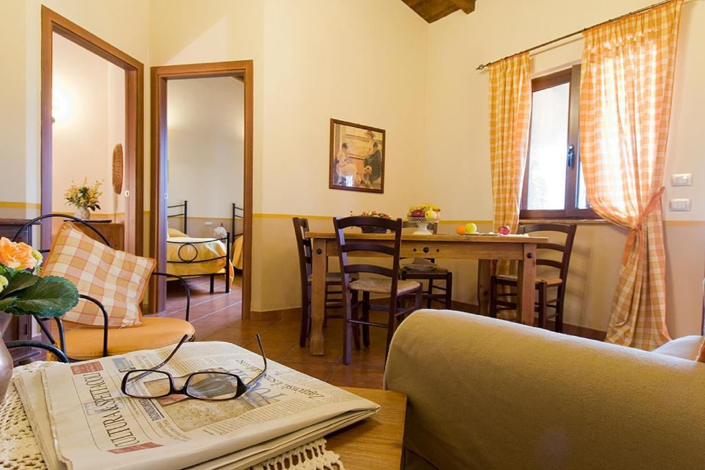 Agriturismo Poggio Di Maremma Pescia Romana Eksteriør bilde