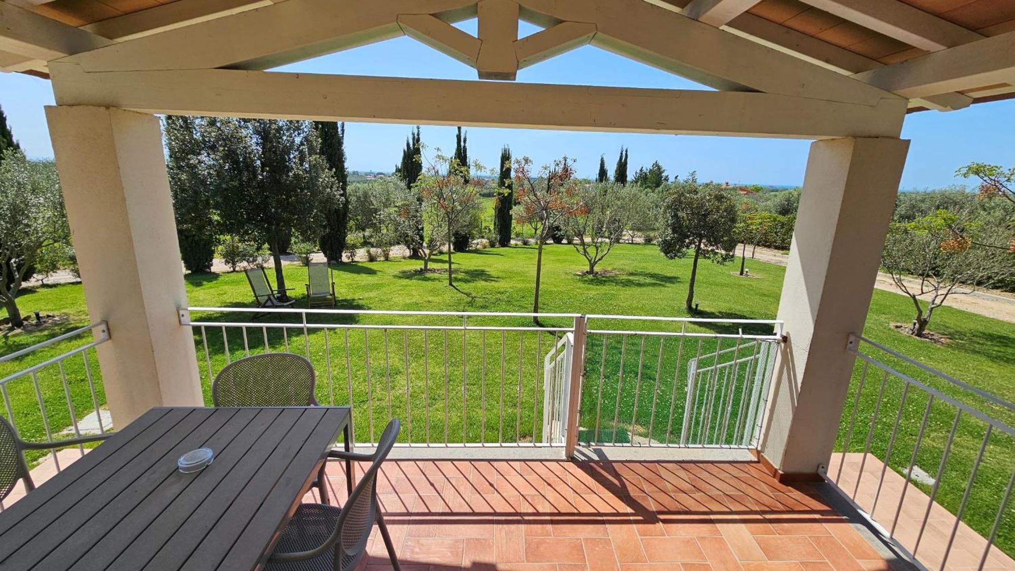 Agriturismo Poggio Di Maremma Pescia Romana Eksteriør bilde